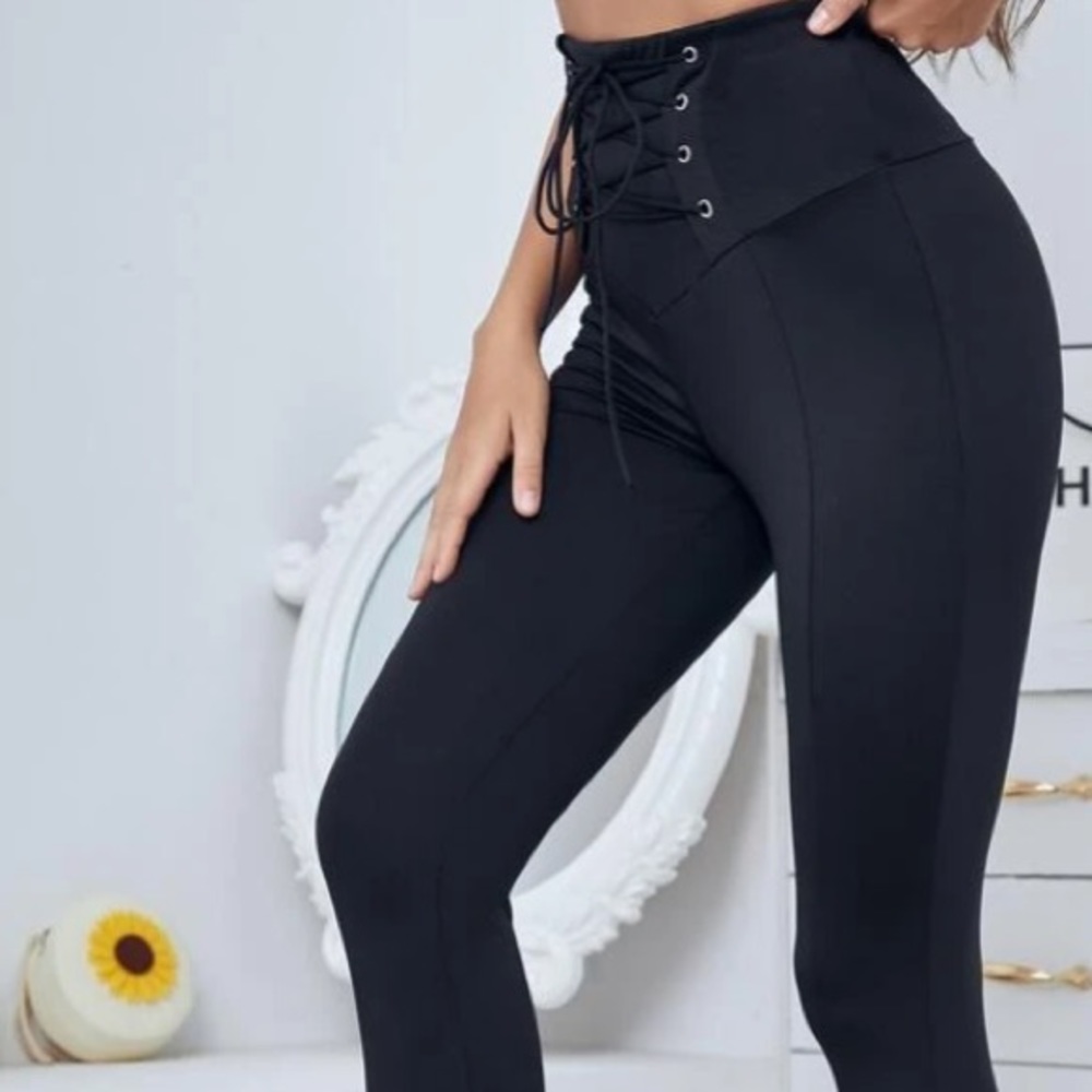 Black High Waisted Lace Up Leggings in XL and XXL
